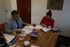 Pokaż zdjęcie: Zawarcie umowy