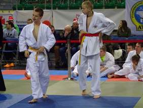 Pokaż zdjęcie: Uczestnicy turnieju judo