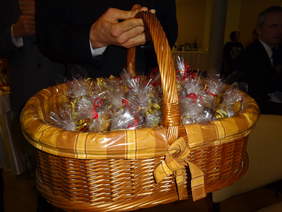 Pokaż zdjęcie: Kosz prezentów