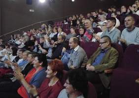 Pokaż zdjęcie: uczestnicy i zaproszeni goście 