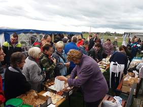 Kolejka do wyrobów uczestników WTZ