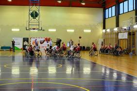 Uczestnicy zawodów w akcji.