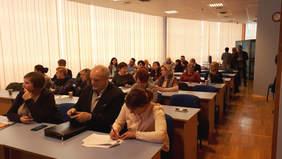 Pokaż zdjęcie: uczestnicy spotkania 