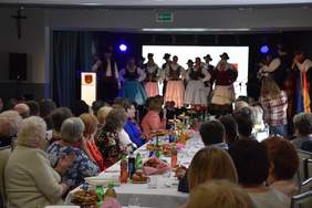 Pokaż zdjęcie: Występy artystyczne podczas I Forum Seniorów Gminy Korzenna 