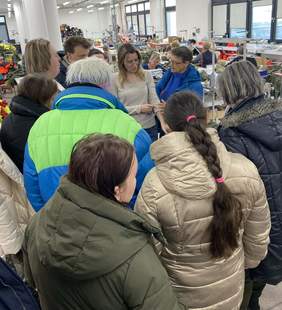 Pokaż zdjęcie: Wizyta w zakładzie odzieżowym 