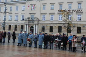 Pokaż zdjęcie: Uczestnicy uroczystości