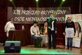 Pokaż zdjęcie: Uczestnicy XIII Przeglądu Artystycznego Osób Niepełnosprawnych w Kościanie