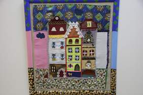 Wystawa prac WTZ „Tęcza” i Ośrodka Wsparcia „Kolory życia” 