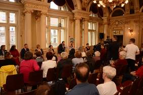 Pokaż zdjęcie: Narodowe Czytanie „Wesela” w Teatrze im. Juliusza Słowackiego w Krakowie