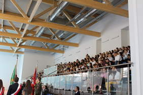 Pokaż zdjęcie: Uczestnicy uroczystości