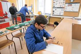 Pokaż zdjęcie: Jedna ze zmodernizowanych pracowni