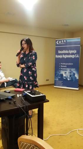 Pokaż zdjęcie: Organizator konferencji Marzena Zielenkiewicz z OWES Koszalin