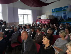 Pokaż zdjęcie: Zgromadzeni goście