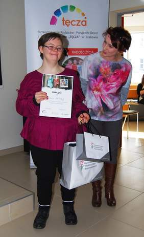 Pokaż zdjęcie: Laureatka konkursu "Radość w samodzielności"