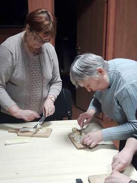 Pokaż zdjęcie: „Warsztaty gospodarstwa domowego” w Towarzystwie Osób Niesłyszących „TON” z Poznania