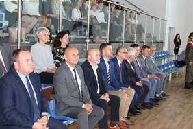 Pokaż zdjęcie: Przedstawiciele władz Powiatu Świdnickiego i zaproszeni goście