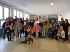 Uczestnicy uroczystości w szczególności kadra i podopieczni ośrodka