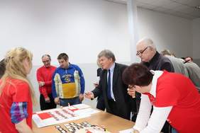 Pokaż zdjęcie: Uczestnicy Integracyjnego Festiwalu Nauki w Koninie o tematyce zwycięskiego Powstania Wielkopolskiego