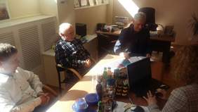 Pokaż zdjęcie: konsultacje w zakresie testowania  modelu wsparcia ON w środowisku pracy z różnego rodzaju niepełnosprawnościami