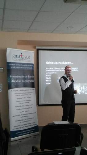 Pokaż zdjęcie: Przedstawiciel Stowarzyszenia na Rzecz Niepełnosprawnych “W LABIRYNCIE”