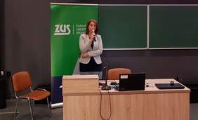 Pokaż zdjęcie: Aneta Zębala - samodzielny specjalista Małopolskiego Oddziału PFRON