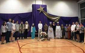 Pokaż zdjęcie: Jasełka w wykonaniu uczniów SOSW dla Niesłyszących w Krakowie