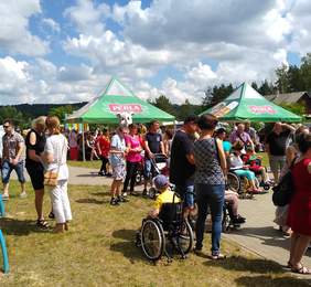 Pokaż zdjęcie: Uczestnicy wydarzenia