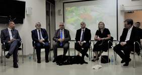 Pokaż zdjęcie: Zaproszeni goście