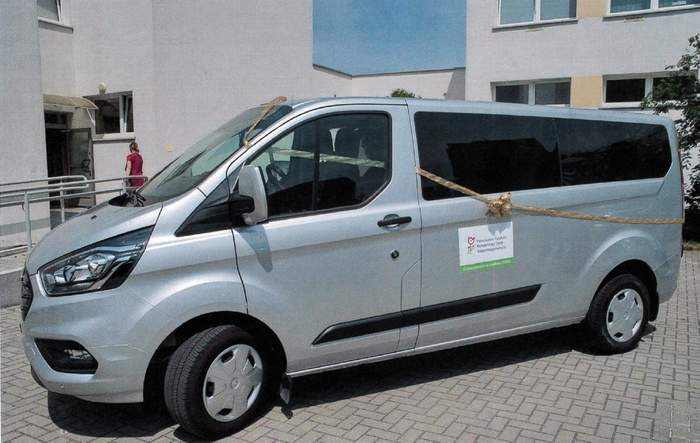 Pokaż zdjęcie: Bus z dofinansowaniem ze środków PFRON dla Warsztatu Terapii Zajęciowej Polskiego Stowarzyszenia na Rzecz Osób z Niepełnosprawnością Koło w Koninie