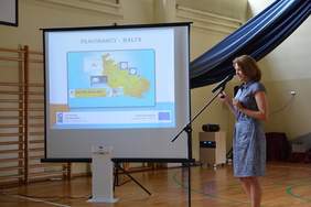 Pokaż zdjęcie: Prelekcja dotycząca projektu "Zagraniczna praktyka zawodowa osób niepełnosprawnych intelektualnie sposobem na włączenie społeczne”