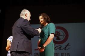 Pokaż zdjęcie: odznaczenie dr Agnieszki Florek 