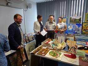 Pokaż zdjęcie: Wojewódzka Komisja Konkursowa XVI edycji Konkursu Plastycznego „Sztuka Osób Niepełnosprawnych"