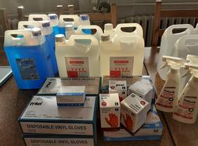 Pokaż zdjęcie: Środki zakupione przez WTZ przy Stowarzyszeniu EMAUS