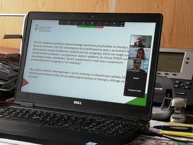 Pokaż zdjęcie: Tematem spotkania były „Rekompensaty dla Zakładów Aktywności Zawodowej poniesionych kosztów płacy pracowników będących osobami z niepełnosprawnościami”