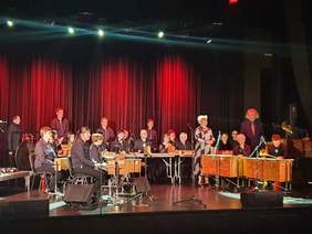 Pokaż zdjęcie: Występ orkiestry Gamelan