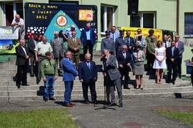Pokaż zdjęcie: organizatorzy i zaproszeni goście w tym przedstawiciel Funduszu Władysław Skwarka Dyrektor Oddziału Łódzkiego