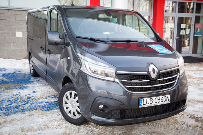 Pokaż zdjęcie: Nowe auto Gminy Niemce,fot.Urząd Gminy Niemce