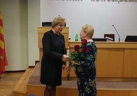 Pokaż zdjęcie: Dyrektor Marta Mordarska oraz Prezes Michalina Czapla
