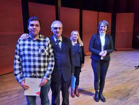 Pokaż zdjęcie: Laureaci konkursu plastycznego 