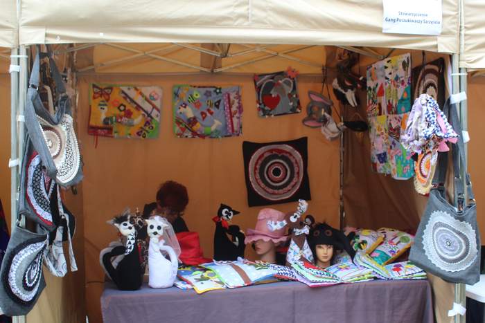 Pokaż zdjęcie: Stoisko wystawiennicze