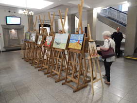 Pokaż zdjęcie: Wystawa w Zakładzie Ubezpieczeń Społecznych w Chorzowie