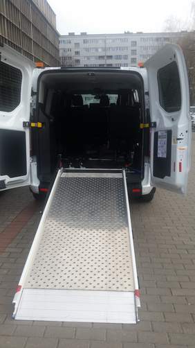 Pokaż zdjęcie: Oprzyrządowanie samochodu