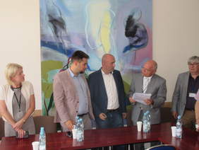 Pokaż zdjęcie: Uroczyste przekazanie Karty Praw Pacjenta