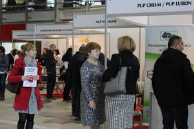 Pokaż zdjęcie: Uczestnicy targów