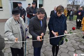 Pokaż zdjęcie: Uroczystość przekazania busa dla podopiecznych Warsztatu Terapii Zajęciowej w Kaliszu
