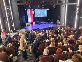 Pokaż zdjęcie: Widownia Kino-Teatru Syrena w Wieluniu