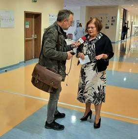 Dyrektor Aleksandra Gierej podczas wywiadu dla Radia PiK