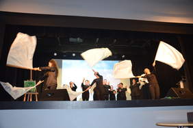 Pokaż zdjęcie: Występ artystyczny