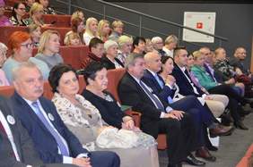 Pokaż zdjęcie: Zaproszeni goście