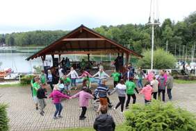 Rejs Żeglarsko - Turystyczny po Jeziorze Solińskim, wspólna zabawa